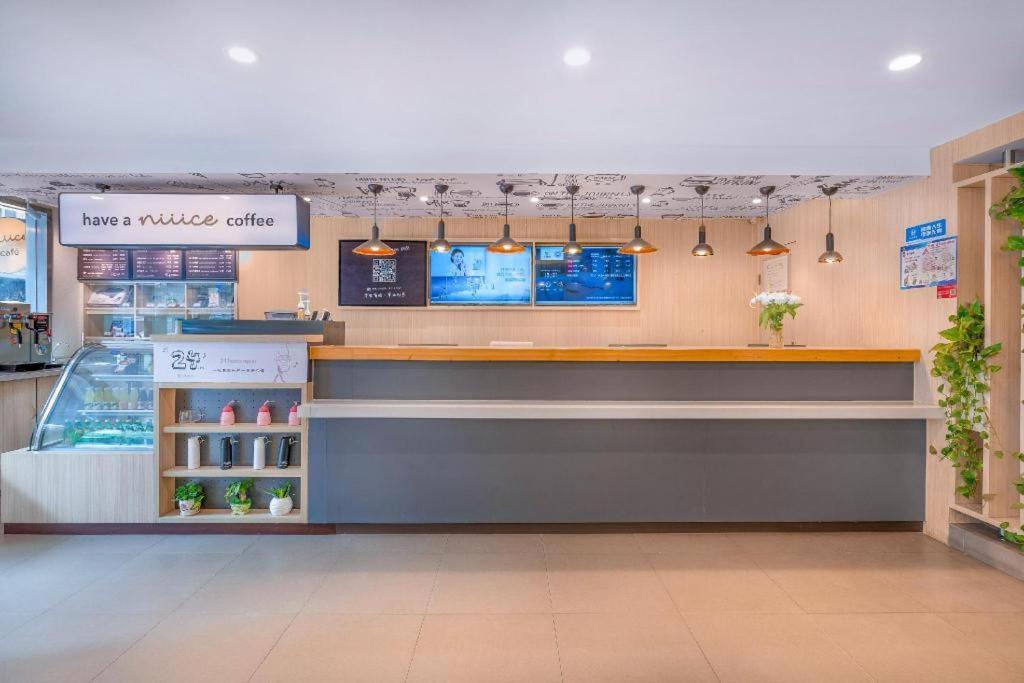 Hanting Hotel Nanjing Shanghai Road Metro Station Bagian luar foto